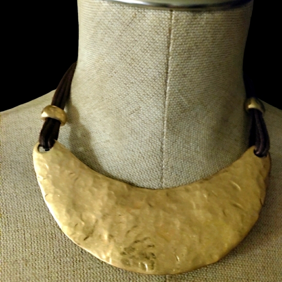 Necklace - Picture 2 of 3